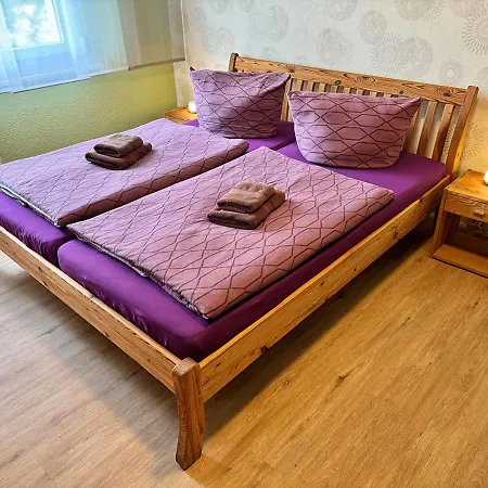 Schlosspark Der Wag Apartment *